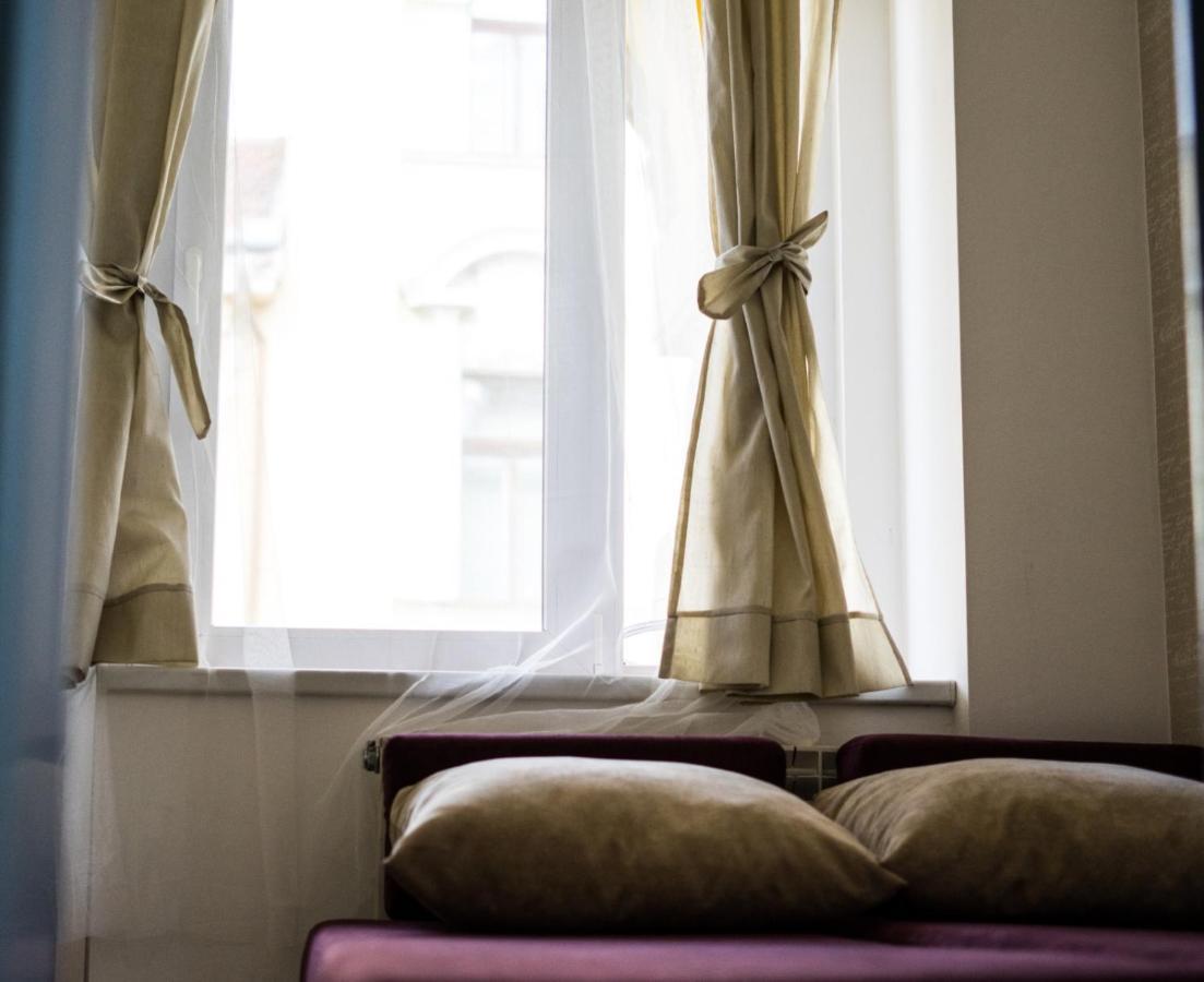 Glamour Ultracentral Apartment Oradea Exteriör bild